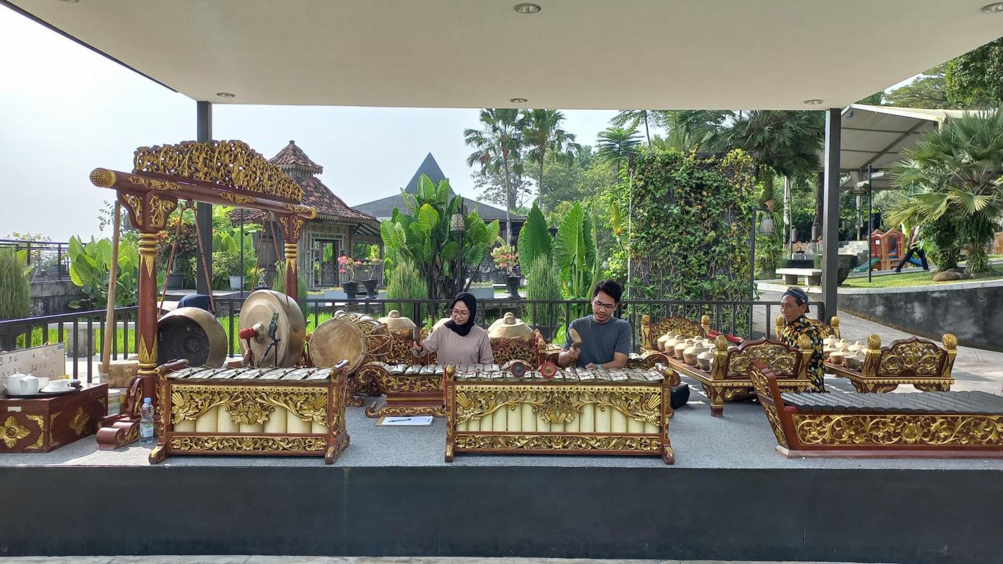 Abhayagiri - Sumberwatu Heritage Resort Randugunting Exterior foto